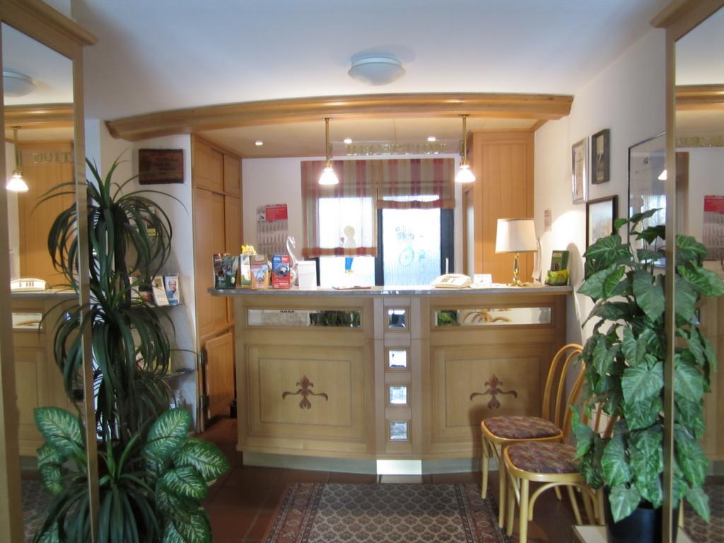 Hotel Waldparkstube Bad Schonborn Εξωτερικό φωτογραφία