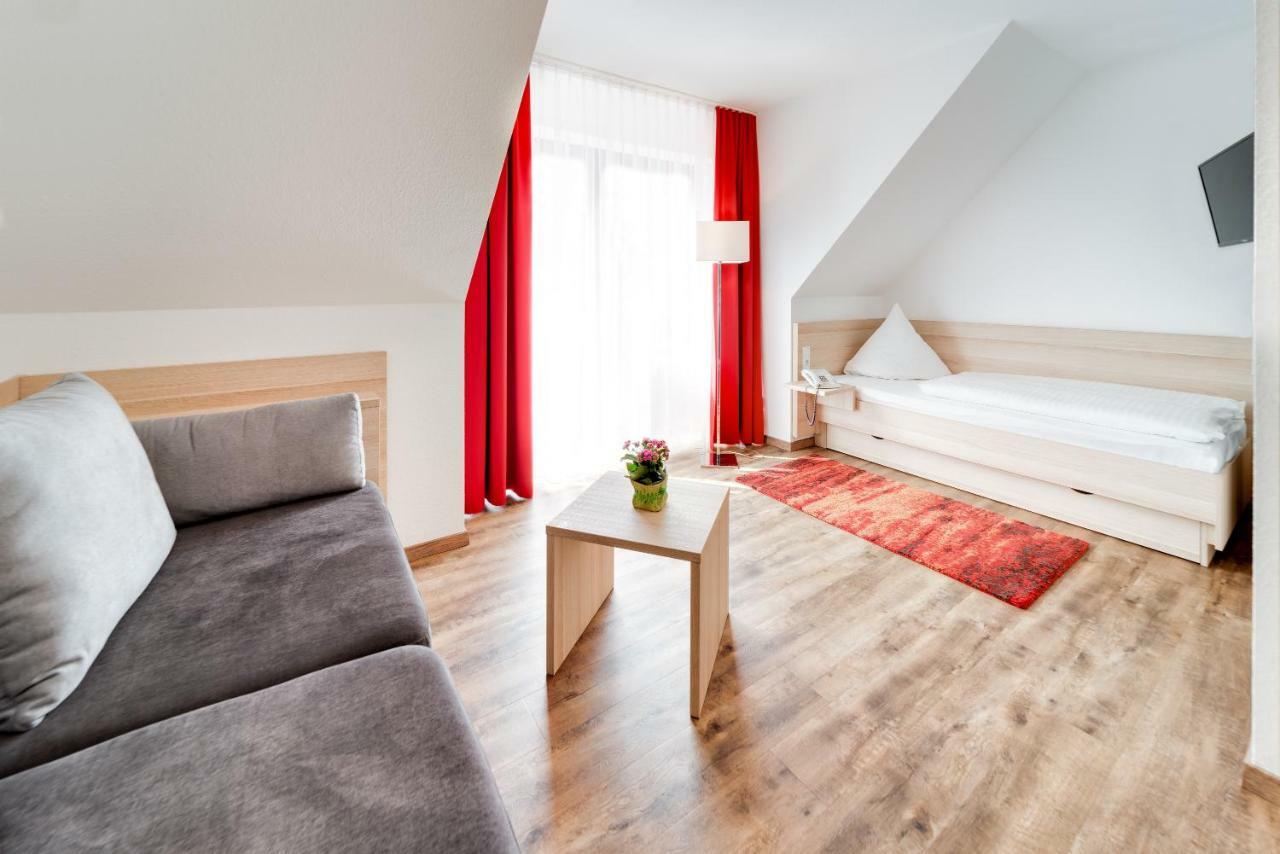 Hotel Waldparkstube Bad Schonborn Εξωτερικό φωτογραφία