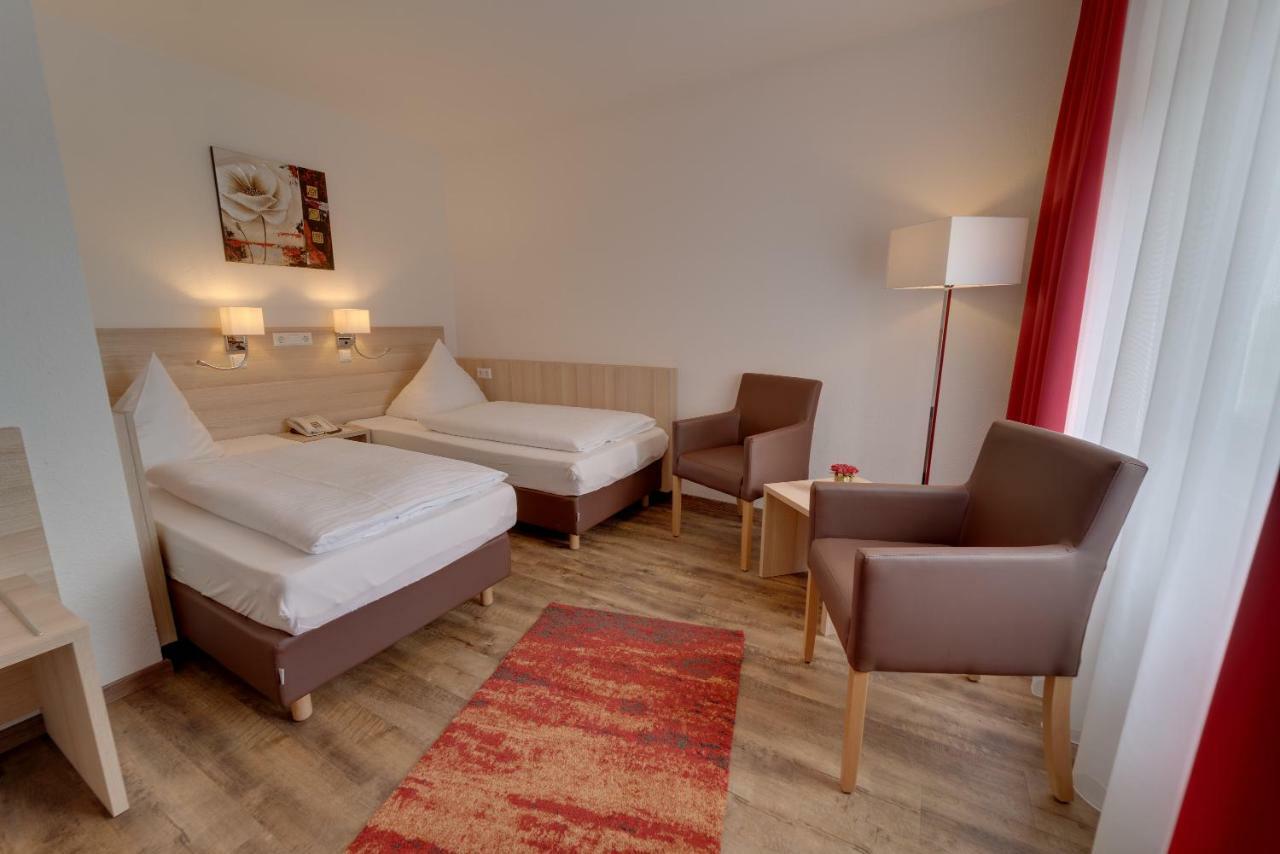 Hotel Waldparkstube Bad Schonborn Εξωτερικό φωτογραφία