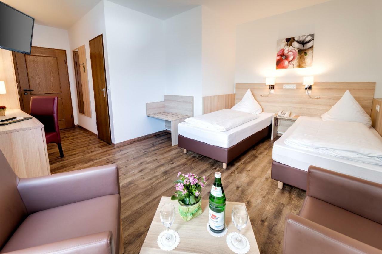 Hotel Waldparkstube Bad Schonborn Εξωτερικό φωτογραφία