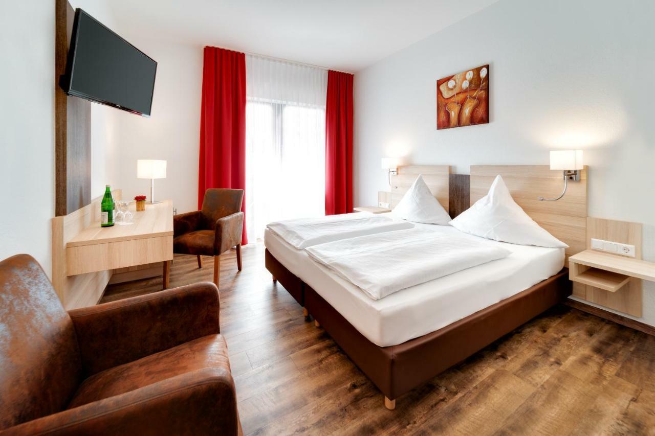 Hotel Waldparkstube Bad Schonborn Εξωτερικό φωτογραφία