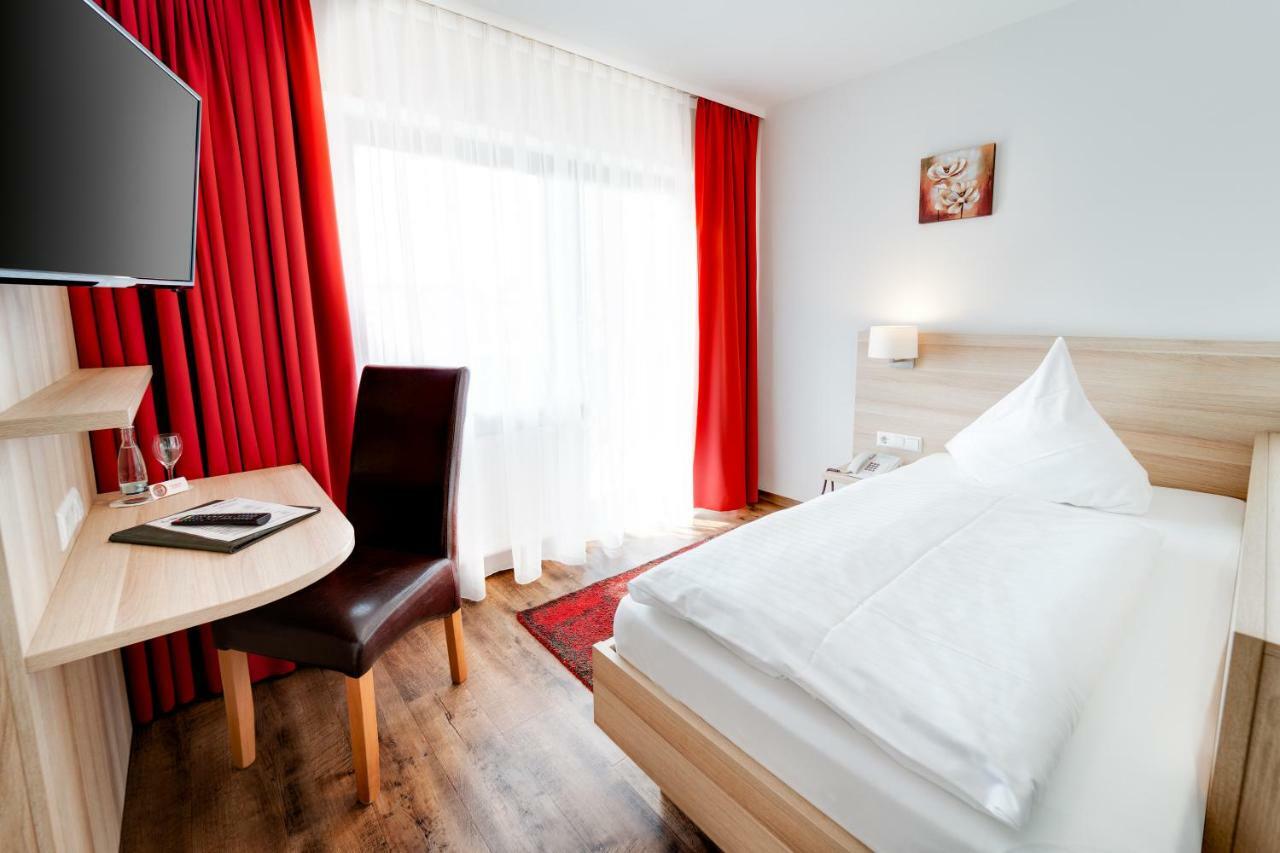 Hotel Waldparkstube Bad Schonborn Εξωτερικό φωτογραφία